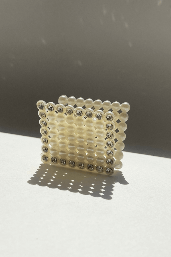 Pearl Claw Hair Clip