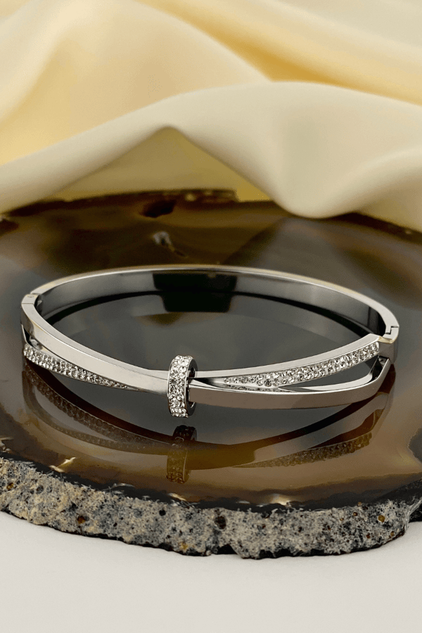 Zircon Stone Design Hinge Silver Bangle