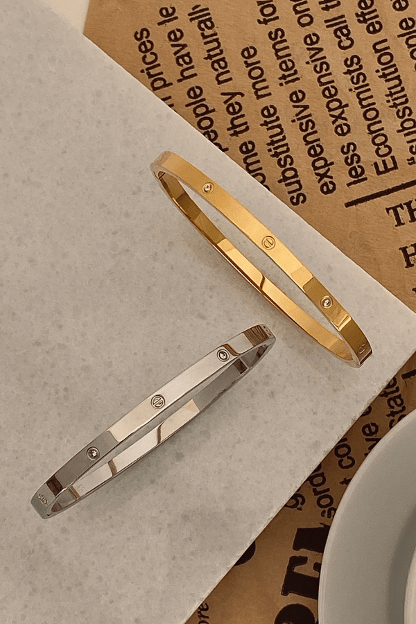 Cartier Taşlı Kelepçe Bileklik Gold