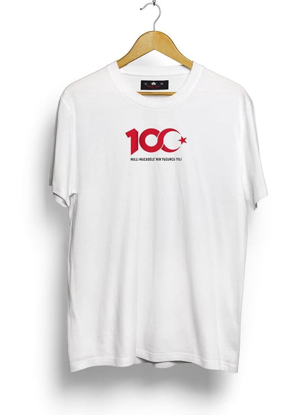 Yüzüncü Yıl Küçük Tasarımlı Oversize Kalıp T-shirt Teknobutik.com'da