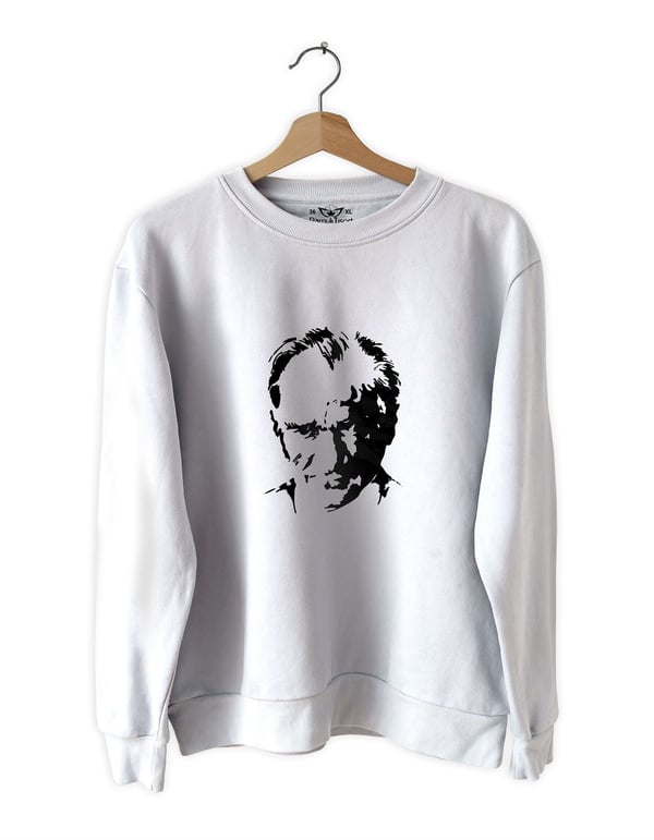 Atatürk 3 Baskılı Slim Fit Siyah - Beyaz Sweatshirt