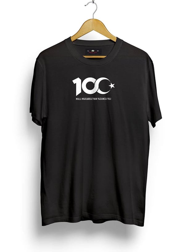 Yüzüncü Yıl Siyah Küçük Tasarımlı Oversize Kalıp T-shirt Teknobutik.com'da