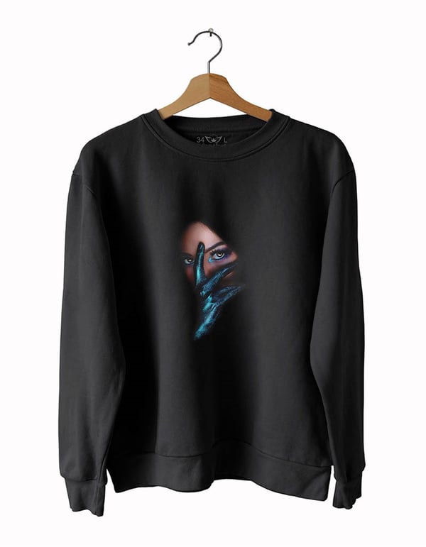 Model Kadın 8 Baskılı Slim Fit Siyah Sweatshirt