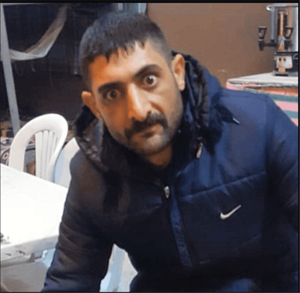 V Yaka Desenli Bluz Ürün Resim Alt Etiket Oluşturma Yapısı