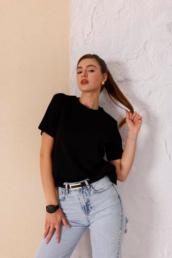 Kadın Siyah Bisiklet Yaka Basic T-shirt - 168