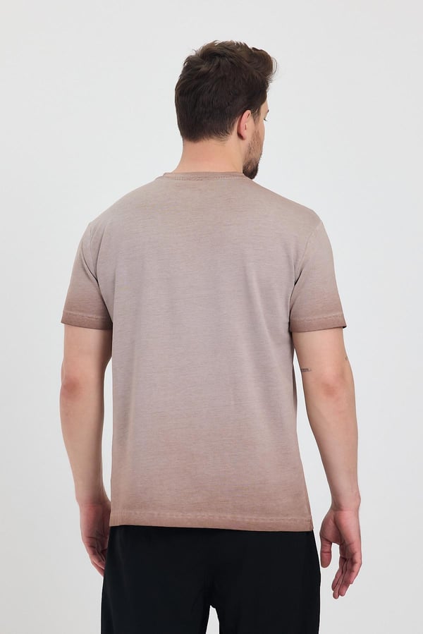 Erkek Kahverengi Bisiklet Yaka Yıkamalı Basic T-shirt - 165