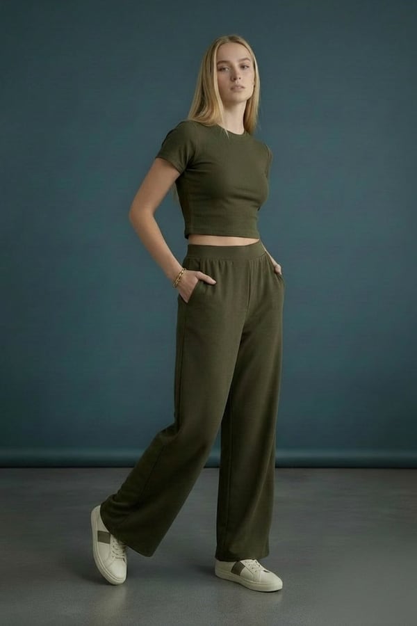 Kadın Kaşkorse Kumaş Bisiklet Yaka Haki Crop Tişört - 2004