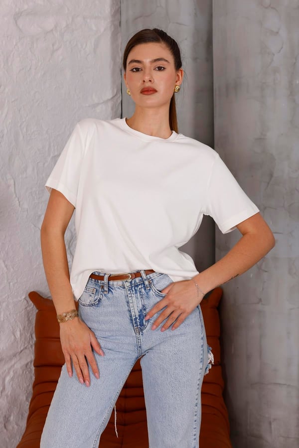 Kadın Ekru Bisiklet Yaka Basic T-shirt - 168