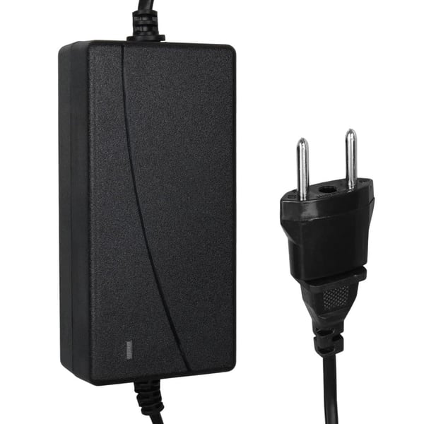 POWERMASTER PM-30987 14 VOLT 3 AMPER 5.5*2.5 UÇLU AC/DC NOTEBOOK ADAPTÖR