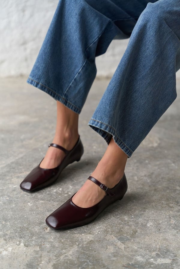 COKES BORDO DERİ BABET 