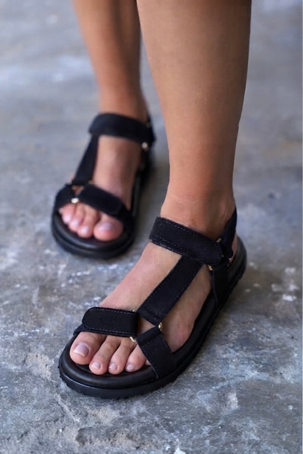 DİMPLE SİYAH SÜET SANDALET 