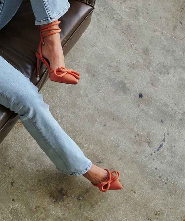 ELEGANTE ORANJ