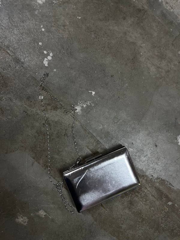 GÜMÜŞ MAT CLUTCH ÇANTA
