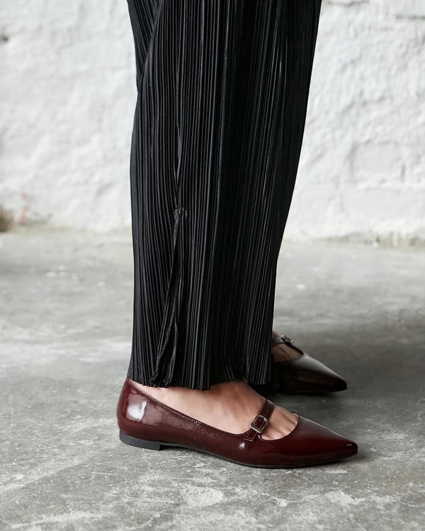 NESTA BORDO RUGAN BABET 