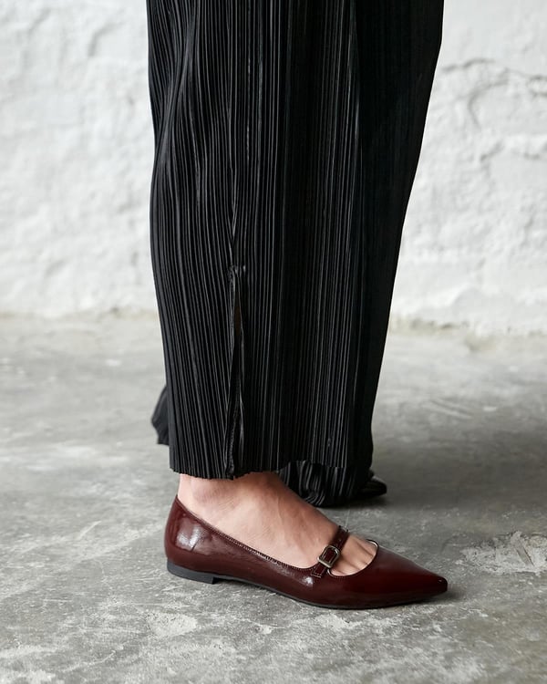 NESTA BORDO RUGAN BABET 