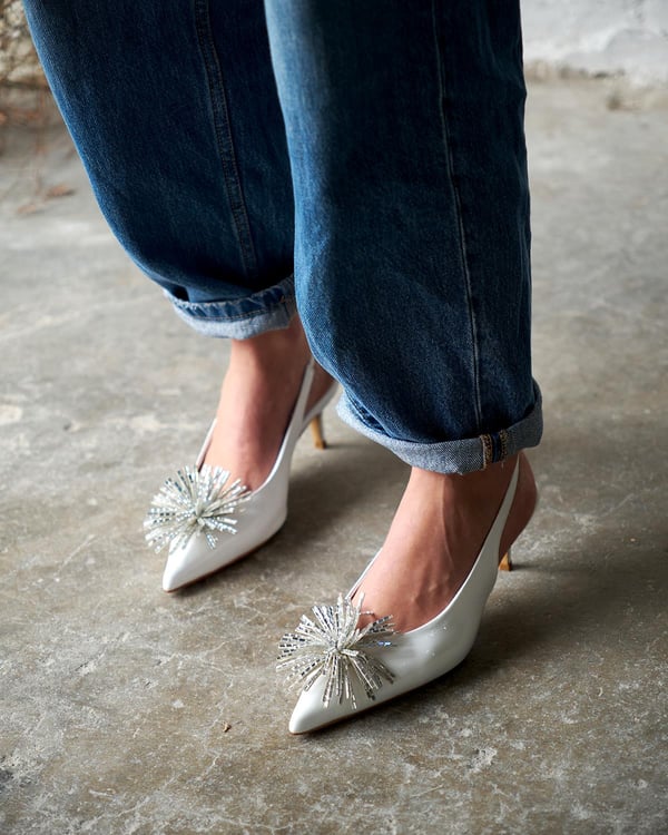 PERS BEYAZ RUGAN TOPUKLU AYAKKABI 