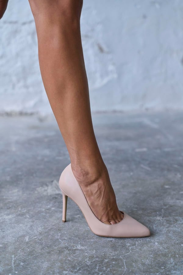 SİTY 8 CM NUDE DERİ STİLETTO