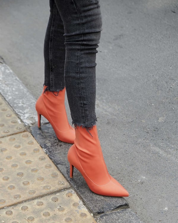 TALKİNG ORANJ