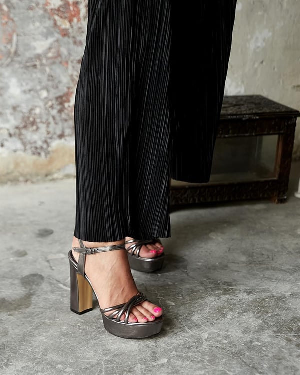 VONNE FÜME PLATFORM 