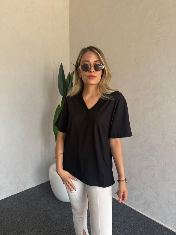 V Yaka Basic Tshirt Siyah - 1124