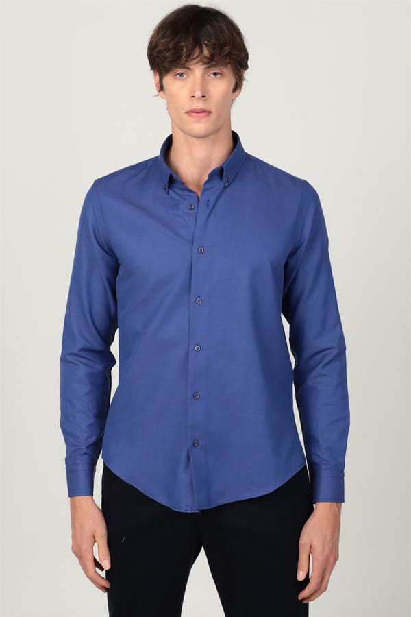 Slim Fit Uzun Kollu Düğmeli Yaka Pamuklu Kolay Ütülenebilir Düz Erkek Gömlek - 4 Mevsim Gömleklerde - 1 Alana 1 Bedava