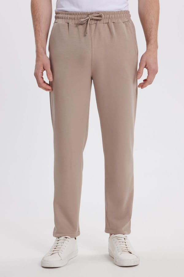 Erkek Slim Fit Dar Kesim Beli Bağcıklı 3 Cepli Geniş Paça Koyu Vizon Eşofman Altı - Sweatshirtlerde - 1 Alana 1 Bedava