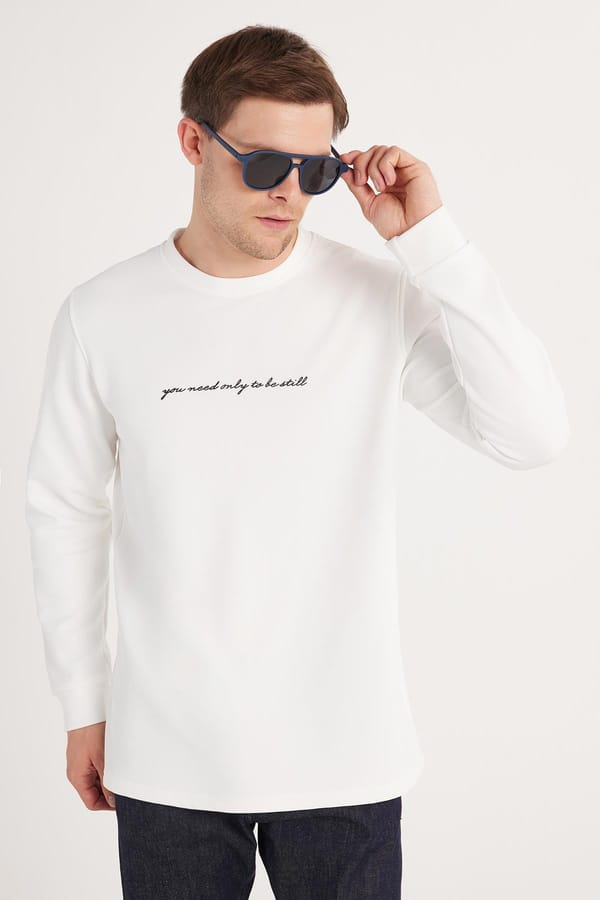 Erkek Standart Fit Pamuklu Bisiklet Yaka Şardonlu Baskılı Beyaz Sweatshirt - 1 Alana 1 Bedava