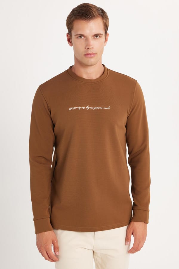 Erkek Standart Fit Pamuklu Bisiklet Yaka Şardonlu Baskılı Kahverengi Sweatshirt - 1 Alana 1 Bedava
