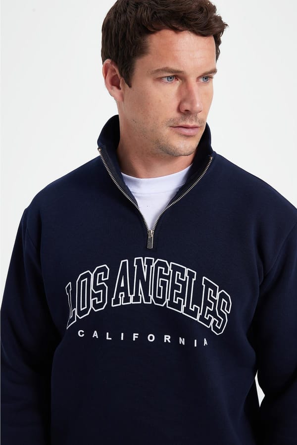 Erkek Relax Fit Rahat Kesim Pamuklu Yarım Fermuarlı Baskılı Lacivert Sweatshirt - Tudors 1 Alana 1 Bedava