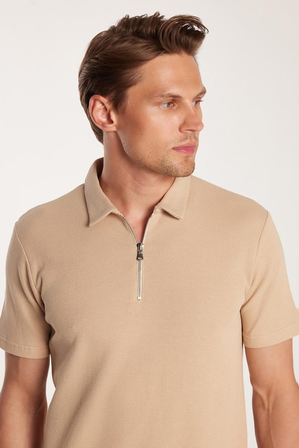 Erkek Slim Fit Dar Kesim %100 Pamuk Fermuarlı Bej Polo Yaka Tişört - Tişörtlerde - 1 Alana 1 Bedava