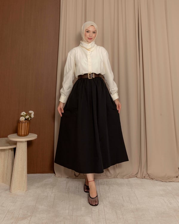 Beli Lastikli Kemerli Siyah Etek