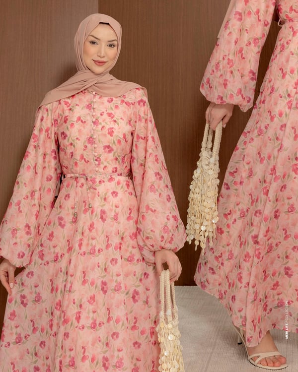 Desenli Pembe Elbise