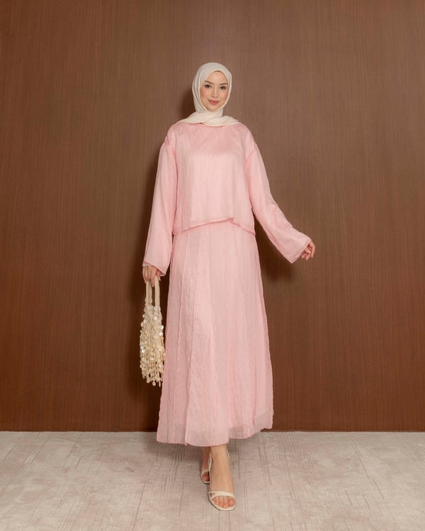 Etekli Pembe Takım