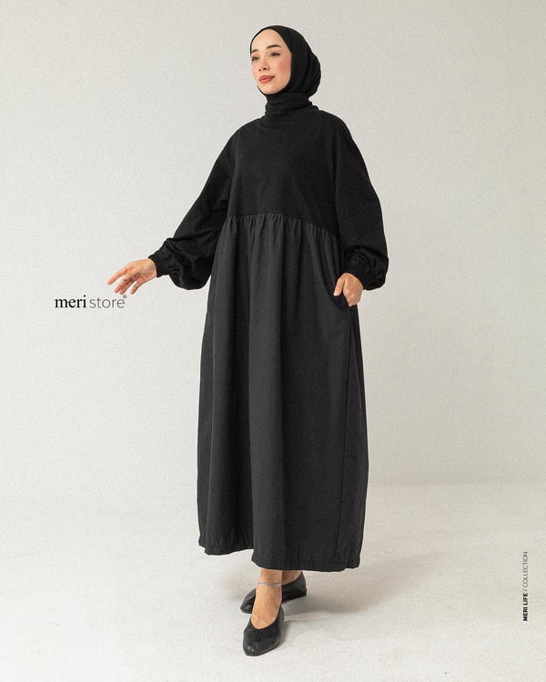Oversize Garnili Siyah Elbise