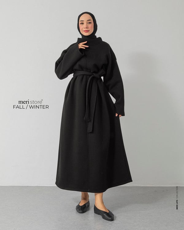 Oversize Kemerli Siyah Sweat Elbise