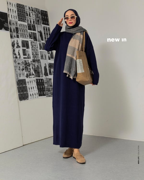 Oversize Lacivert Triko Elbise