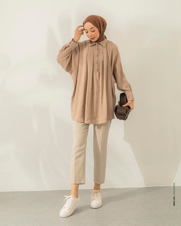 Oversize Pile Detaylı Bej Tunik