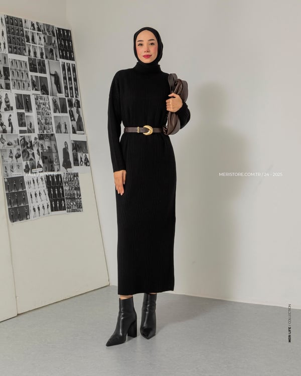 Oversize Siyah Triko Elbise