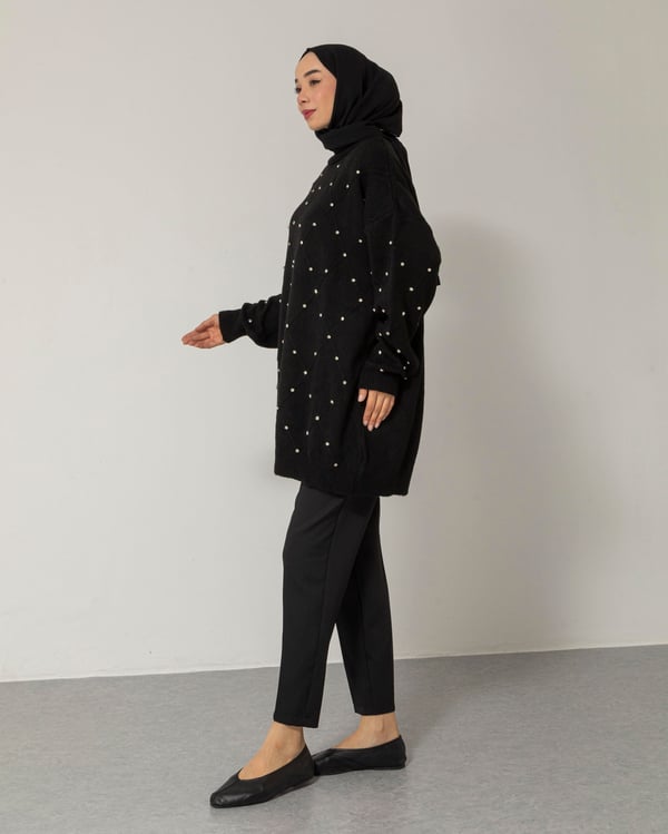 Oversize Taş İşlemeli Siyah Triko Kazak