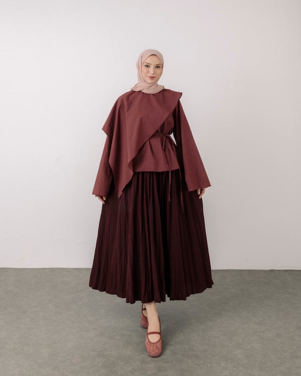 Pelerin Detaylı Bordo Bluz