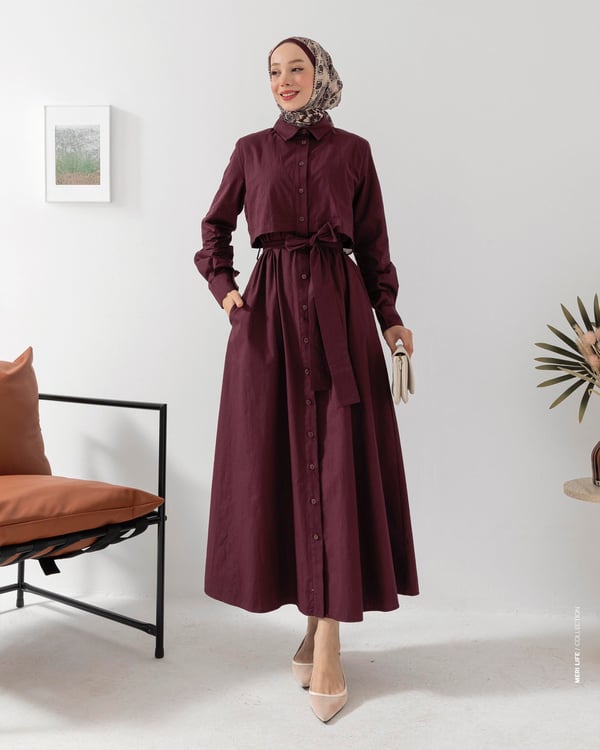 Pelerin Detaylı Bordo Elbise