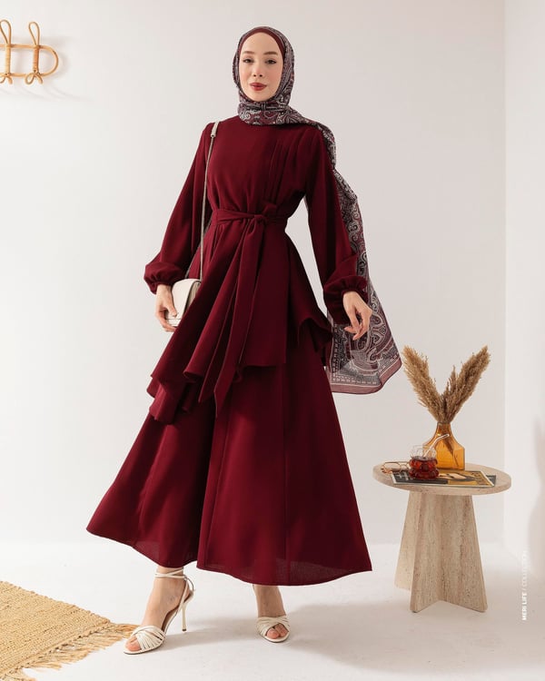 Pile Detaylı Pantolonlu Bordo Takım