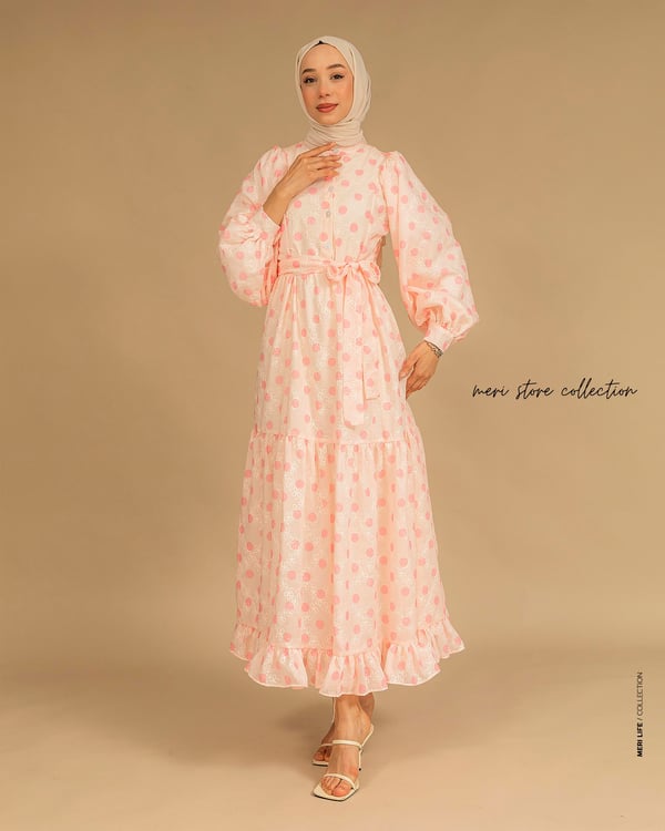 Puantiye Desenli Pembe Elbise