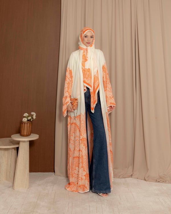 Şal Detaylı Desenli Turuncu Abaya
