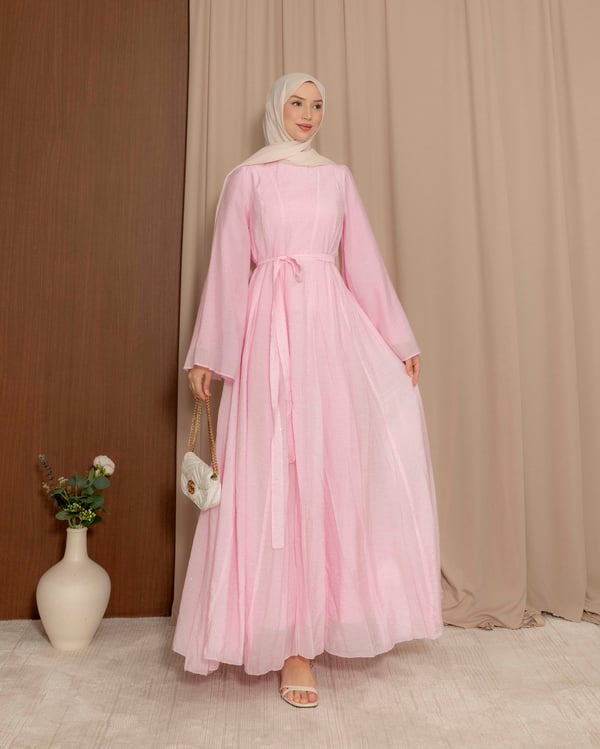Taş İşlemeli Pembe Elbise