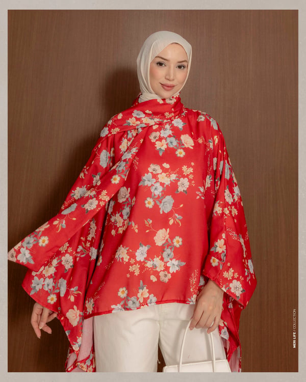 Yarasa Kol Desenli Kırmızı Bluz