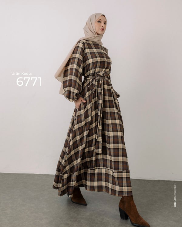 Yarım Düğmeli Krem Ekose Elbise
