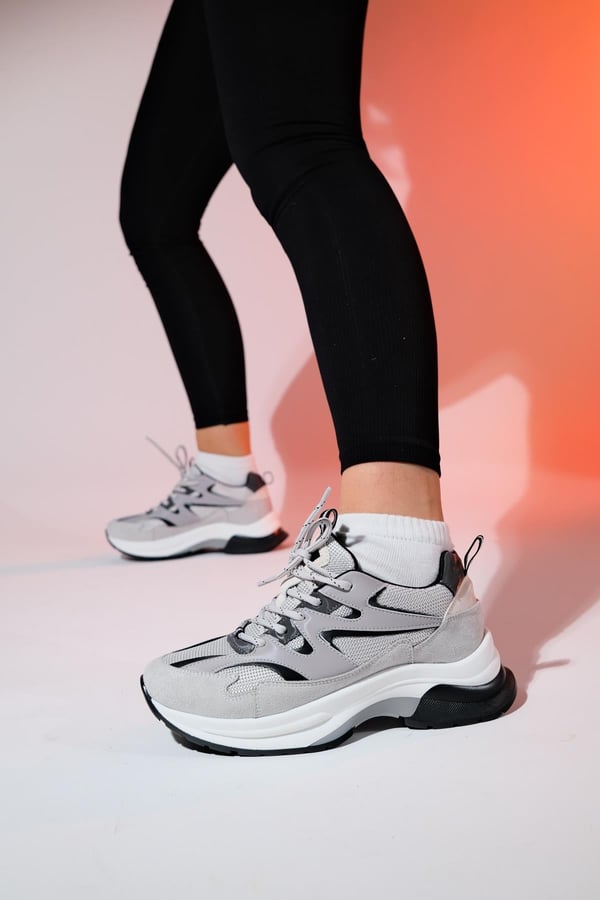 98-30163-2-BUZ/SIYAHBUREN Buz-Siyah Kadın Kalın Taban Spor Sneakers