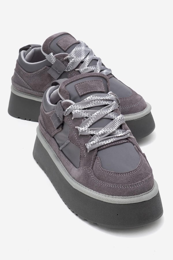 210-3001-1-GRI SUETRAVEN Gri Süet Hakiki Deri Kadın Platform Sneaker