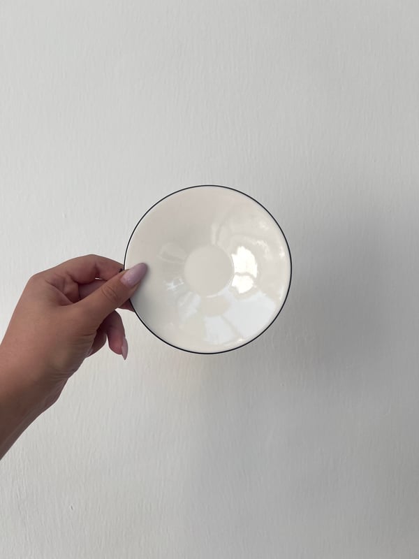 Siyah Şeritli Beyaz Porselen 6 Adet Çay Tabağı